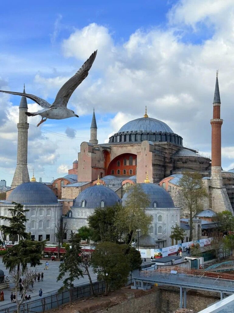 ISTANBUL- CAPPADOCIA – PAMUKKALE –KUSADASI – CANAKKALE –ISTANBUL